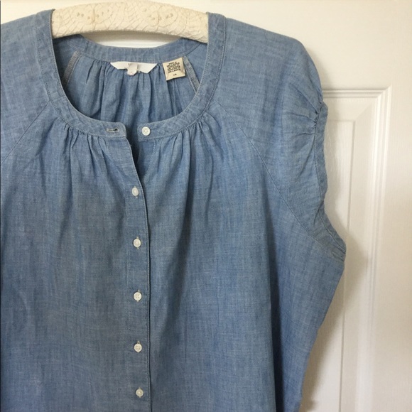 Levi’s Cap Sleeve Chambray Top Sz L - Picture 2 of 8